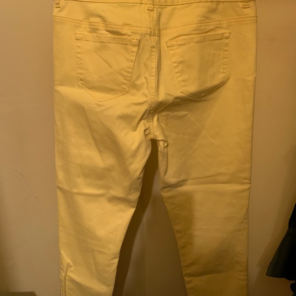 Pants - Picture 3 of 4